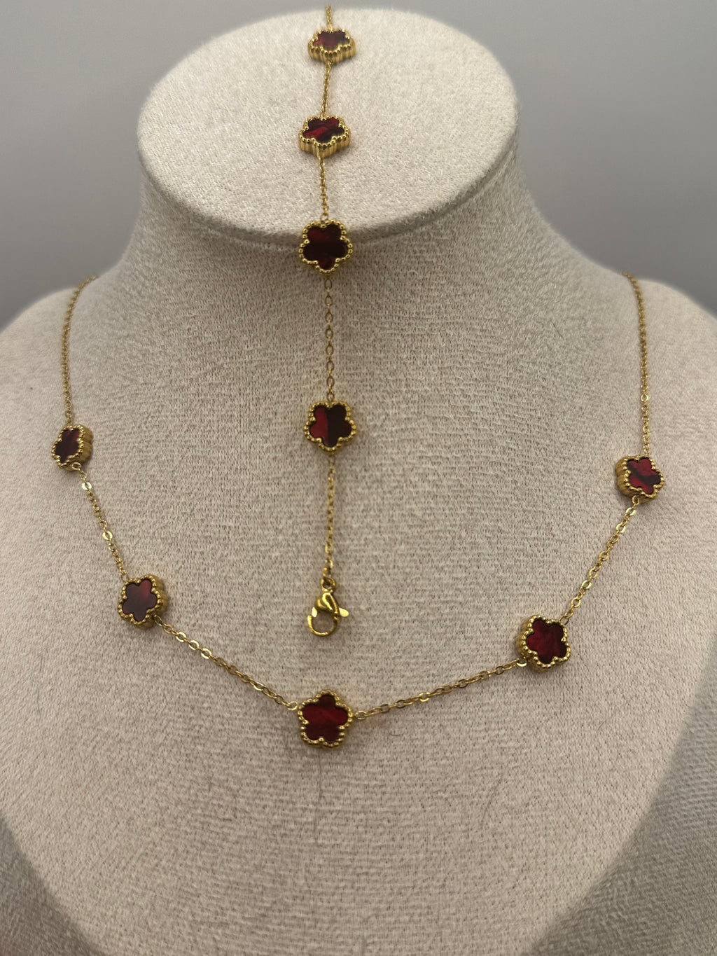 ABBY rouge colliers + bracelet