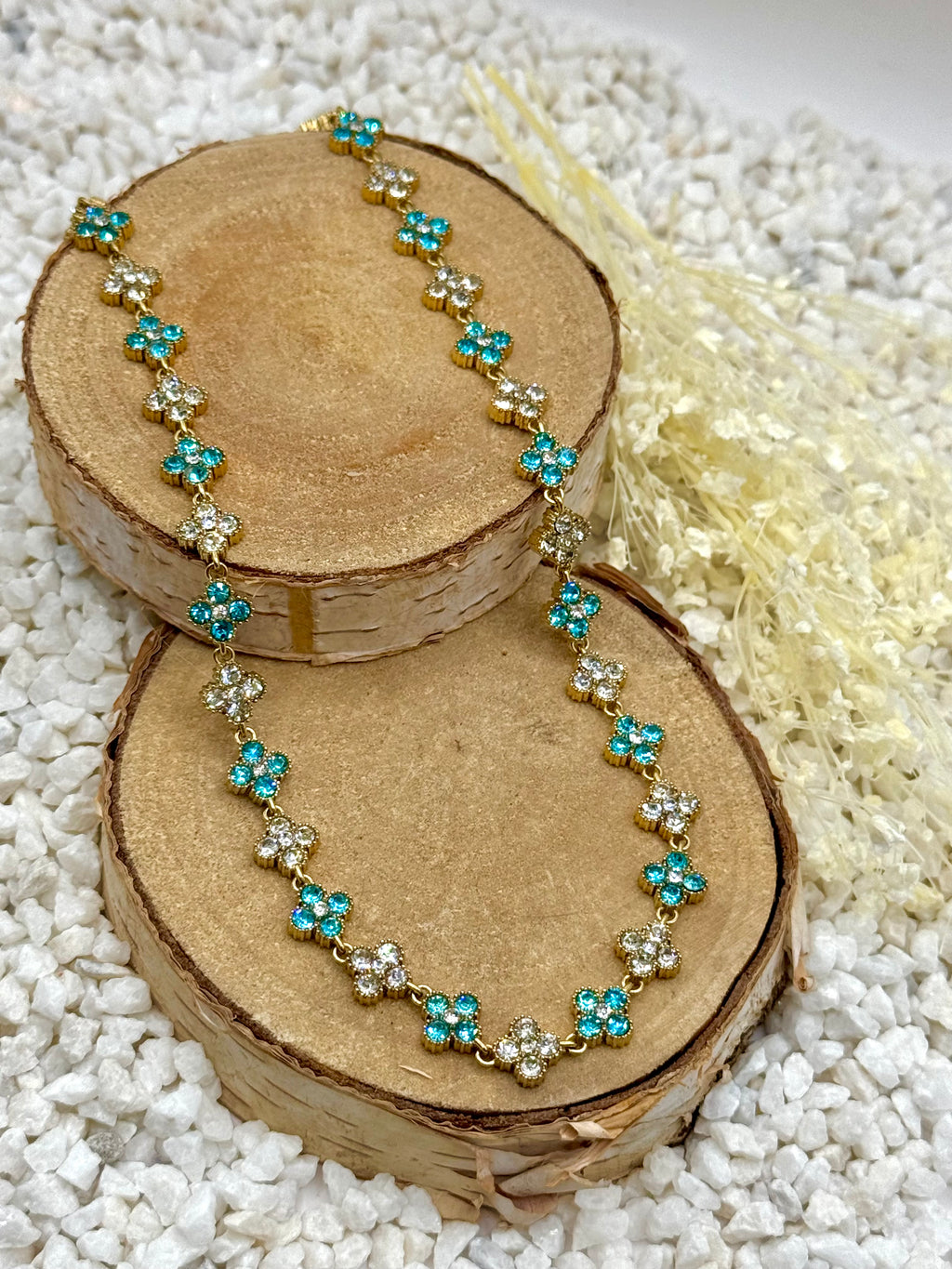 AURORE bleu Secreet et clair