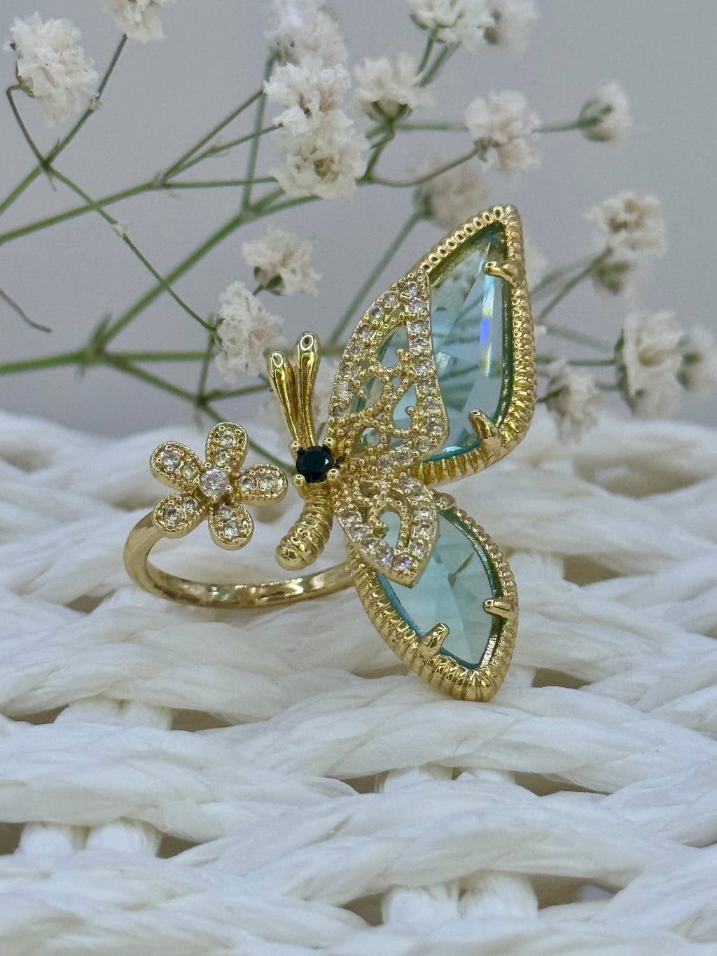 BUTTERFLY