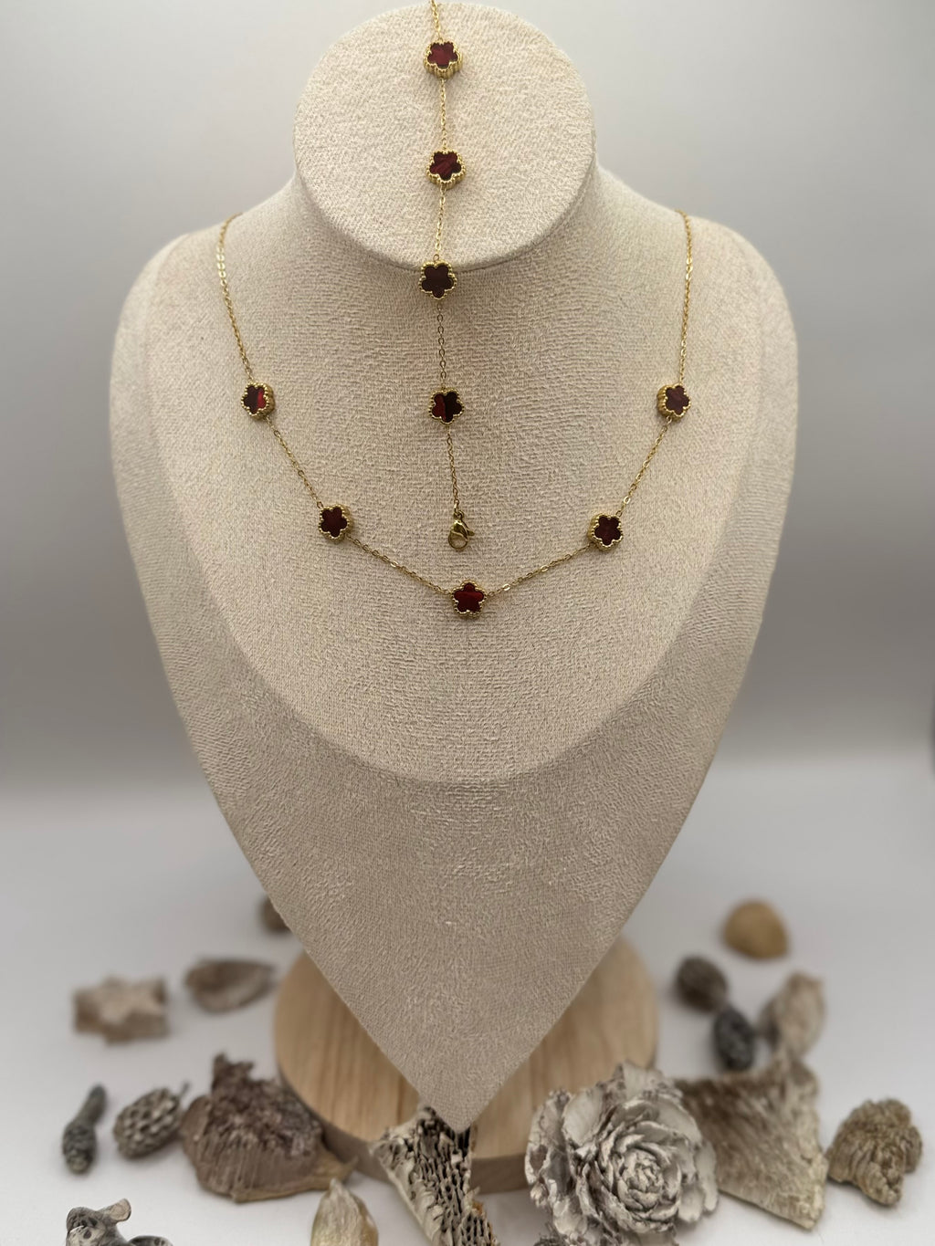 ABBY rouge colliers + bracelet