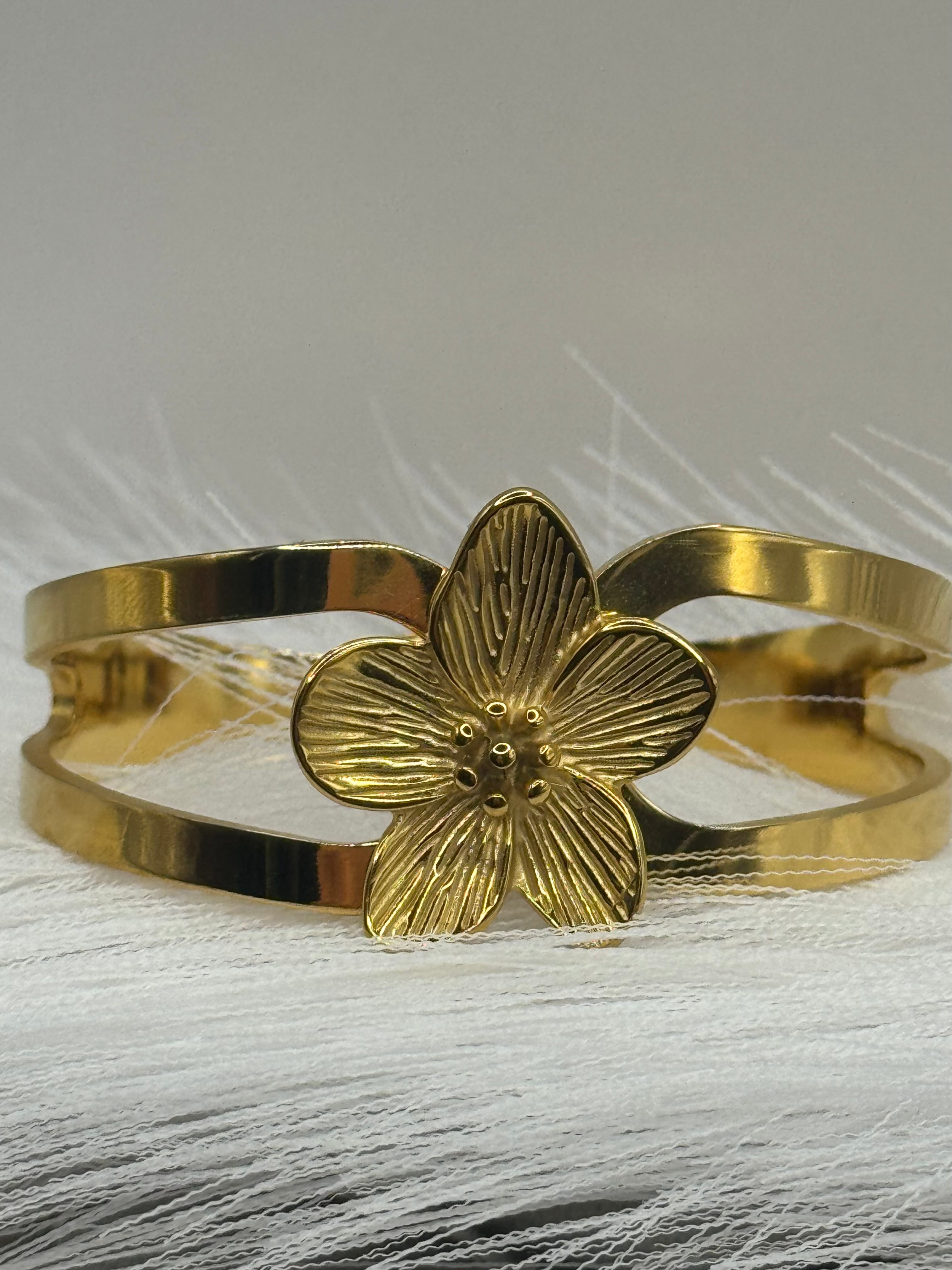 BOUTON D’OR