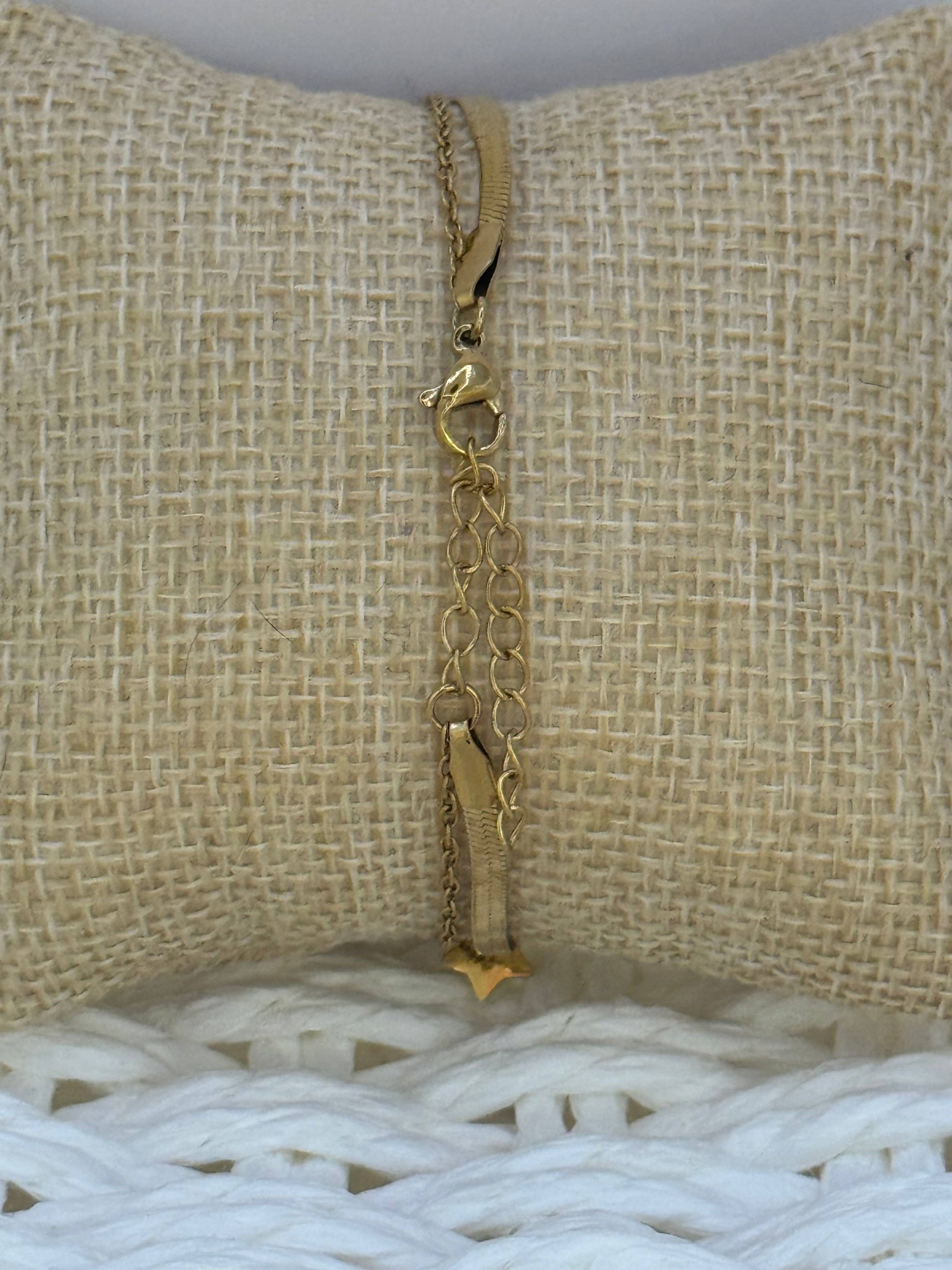 OLYRIA bracelet