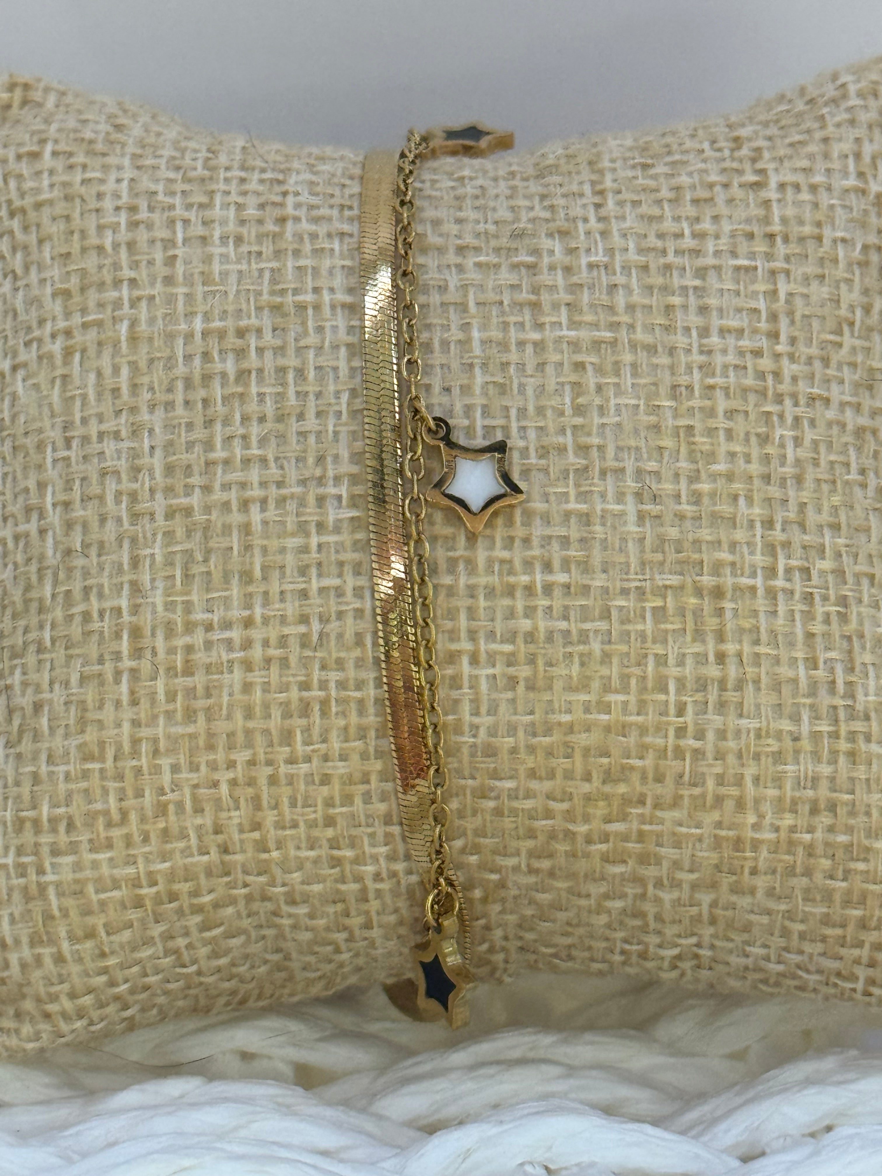 OLYRIA bracelet