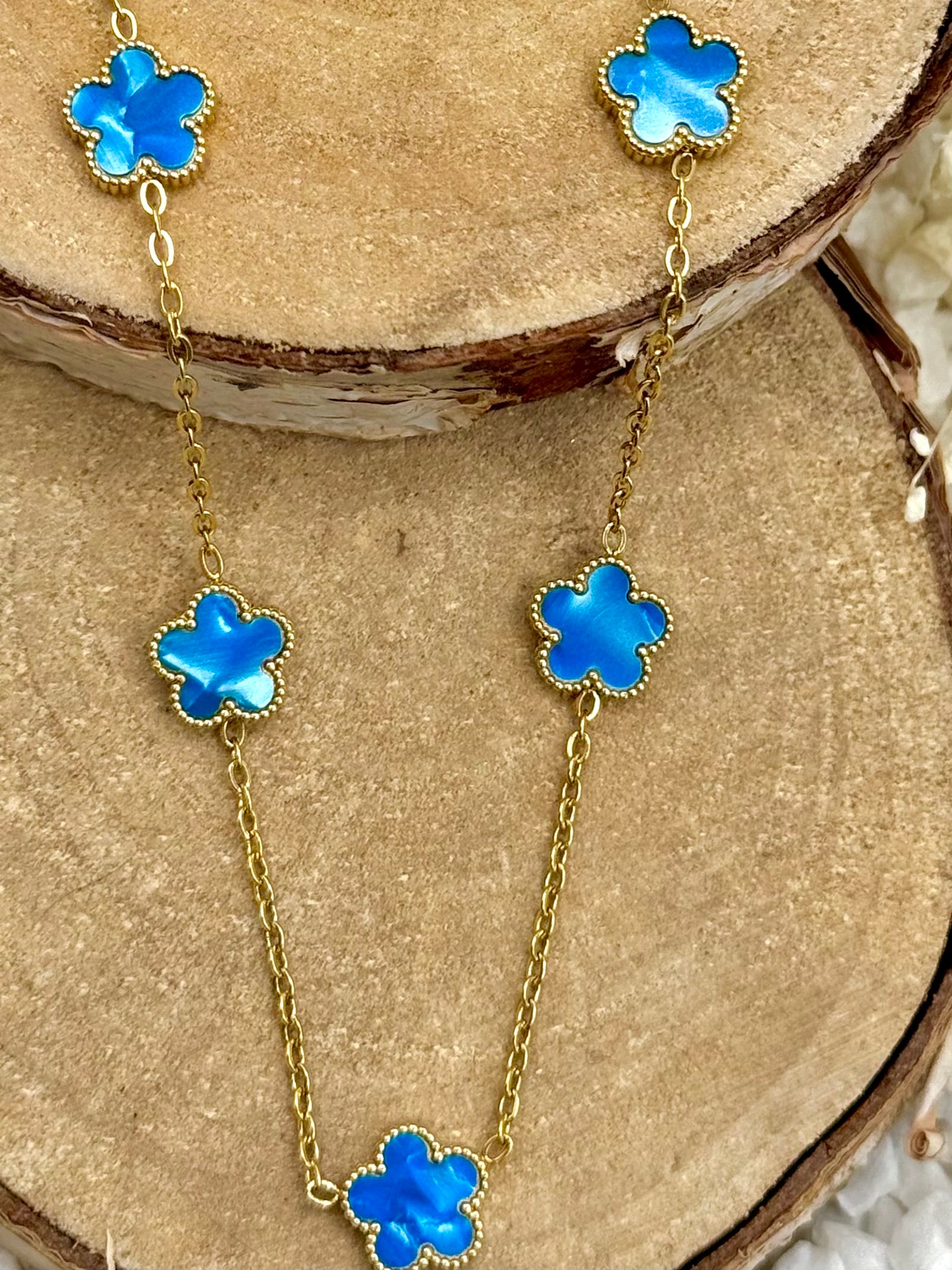 ABBY collier mini bleu clair