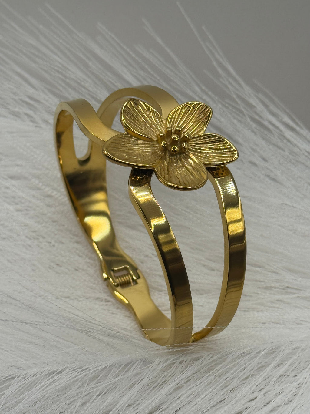 BOUTON D’OR