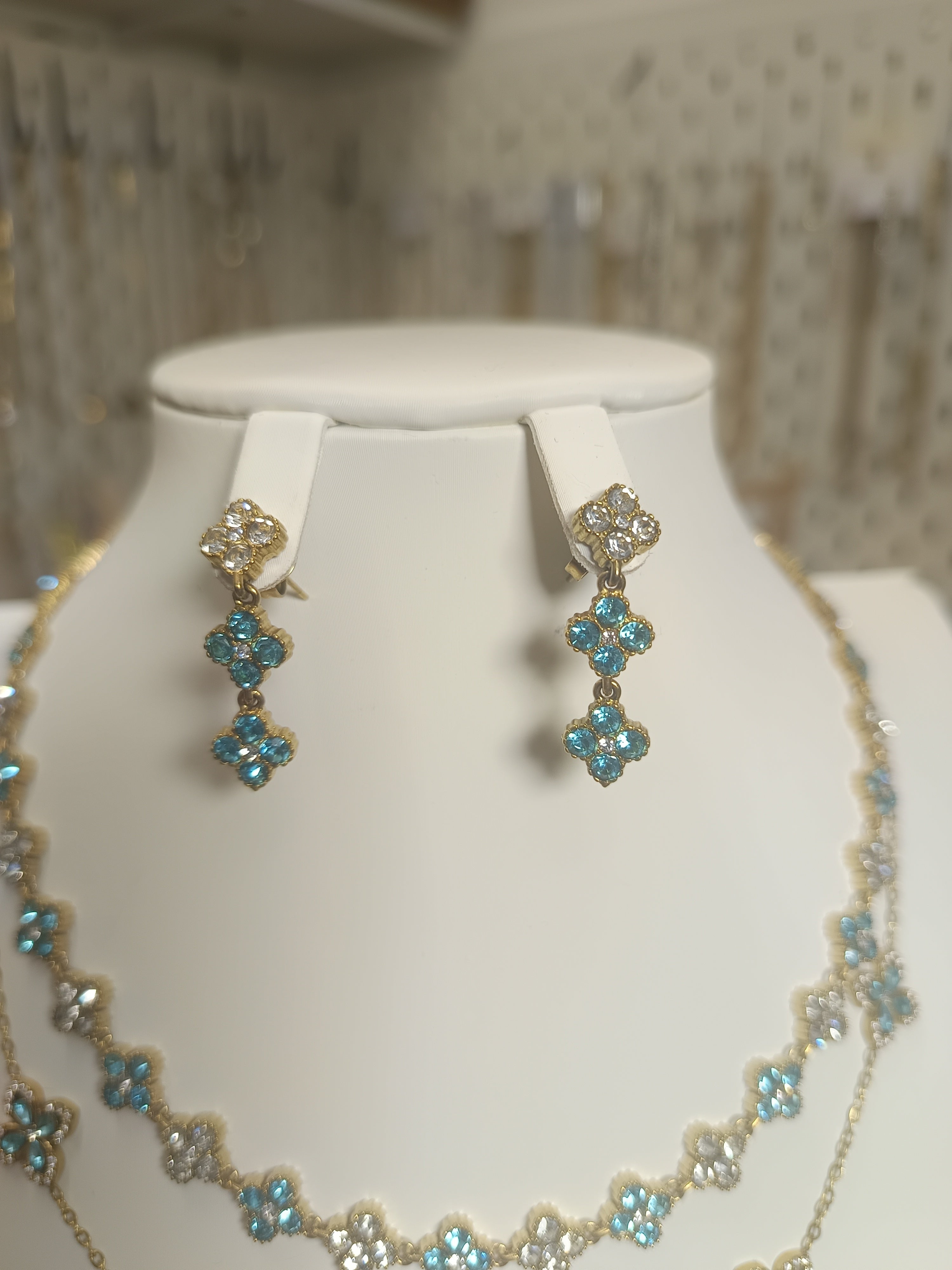 AURORE bo bleu secreet